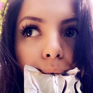 Meet your Posher, Mariella